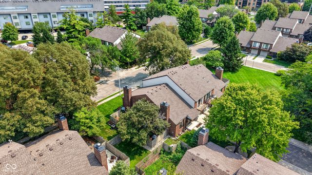 374 E Saint Clair Street, Indianapolis, IN 46202