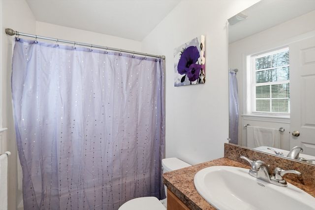 943 Stonegate Lndg, Dighton, MA 02764