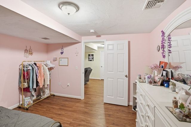 943 Stonegate Lndg, Dighton, MA 02764