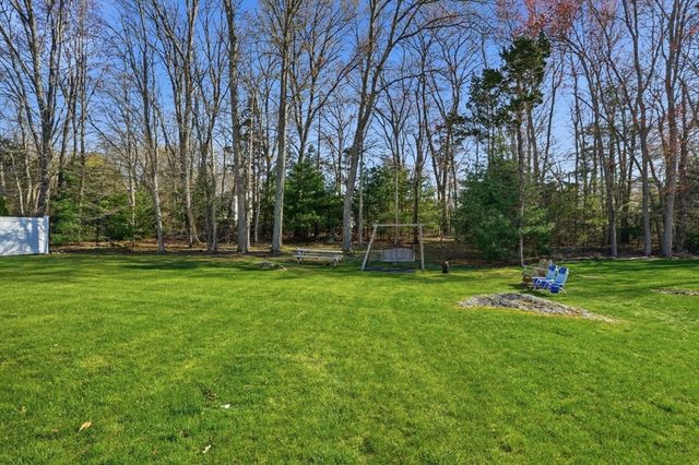 943 Stonegate Lndg, Dighton, MA 02764