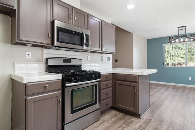 1633 E Segovia Way, Fort Mohave, AZ 86426