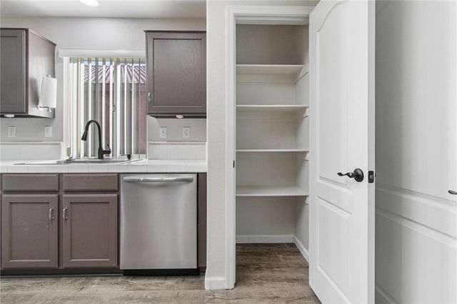 1633 E Segovia Way, Fort Mohave, AZ 86426