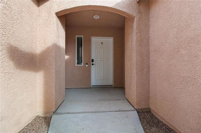 1633 E Segovia Way, Fort Mohave, AZ 86426