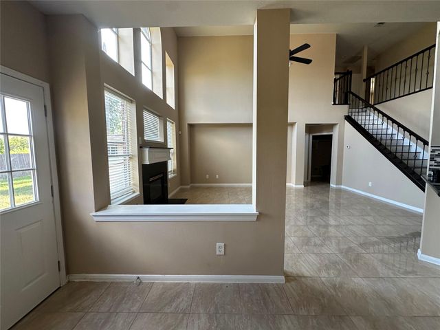 10807 Oak Bayou Lane, Houston, TX 77064