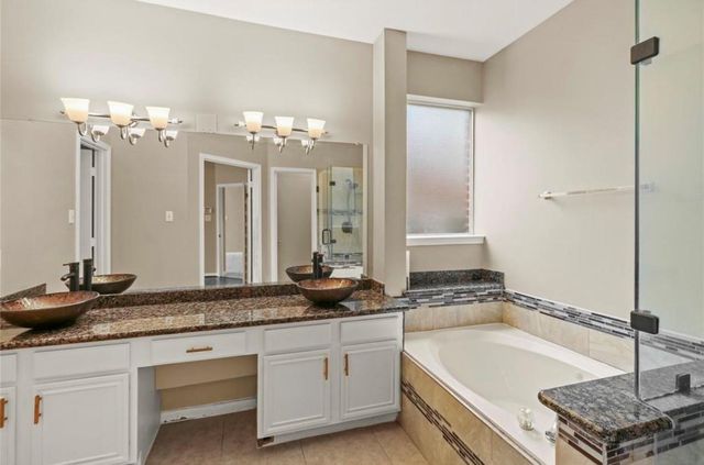 10807 Oak Bayou Lane, Houston, TX 77064