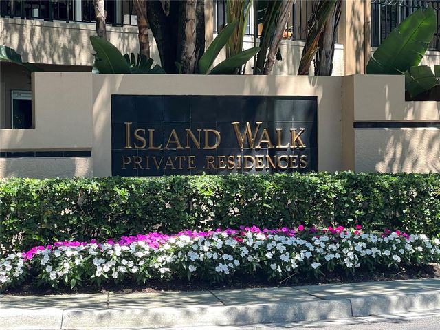 805 NORMANDY TRACE ROAD, Tampa, FL 33602