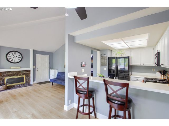 14633 Sw GRAYLING Ln, Beaverton, OR 97007