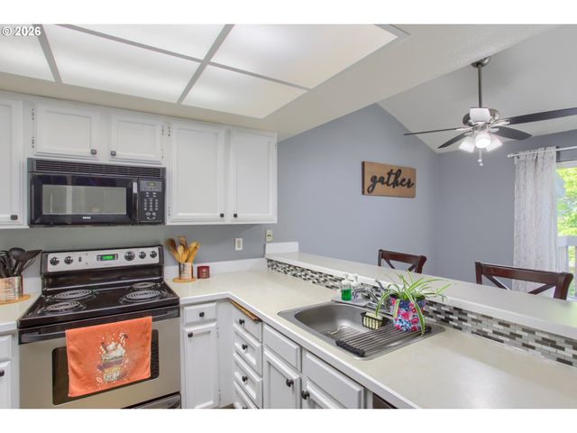 14633 Sw GRAYLING Ln, Beaverton, OR 97007