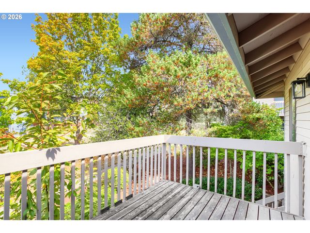 14633 Sw GRAYLING Ln, Beaverton, OR 97007