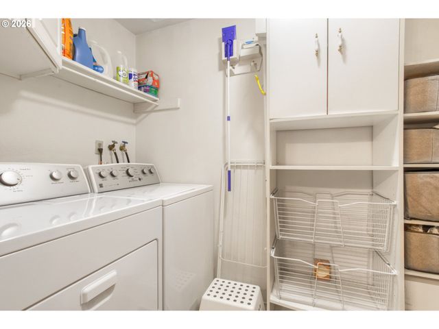 14633 Sw GRAYLING Ln, Beaverton, OR 97007