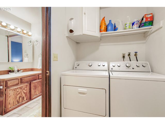 14633 Sw GRAYLING Ln, Beaverton, OR 97007