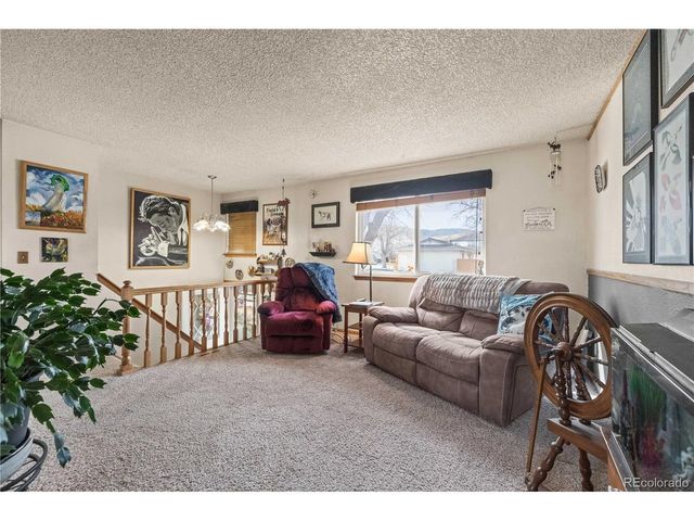 6106 Dunraven St, Golden, CO 80403