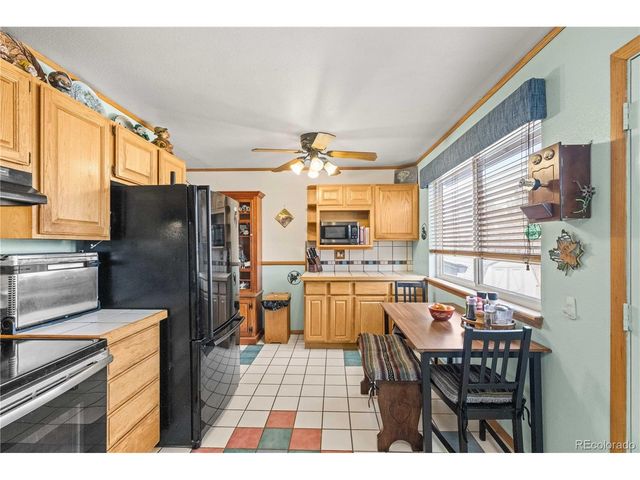 6106 Dunraven St, Golden, CO 80403
