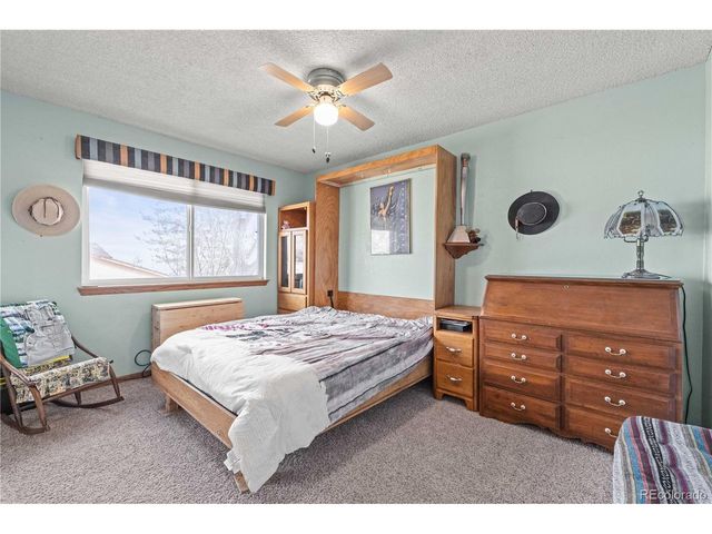 6106 Dunraven St, Golden, CO 80403