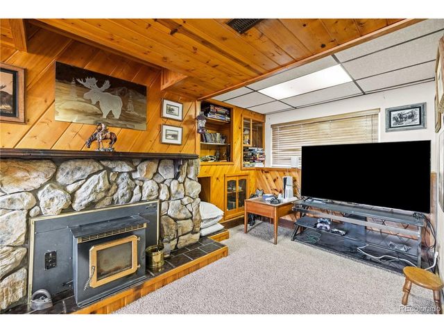 6106 Dunraven St, Golden, CO 80403