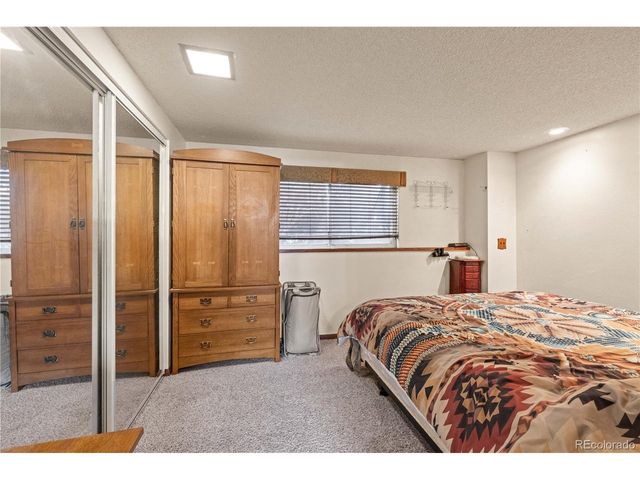 6106 Dunraven St, Golden, CO 80403