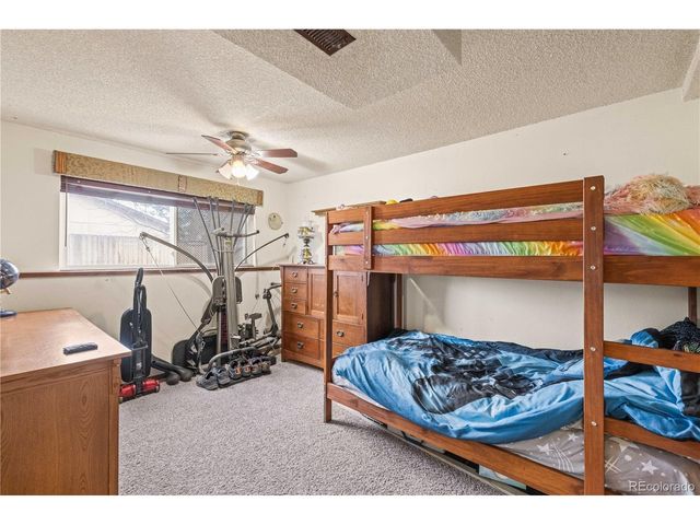 6106 Dunraven St, Golden, CO 80403