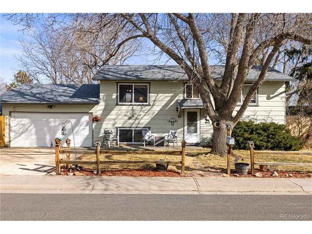 6106 Dunraven St, Golden, CO 80403