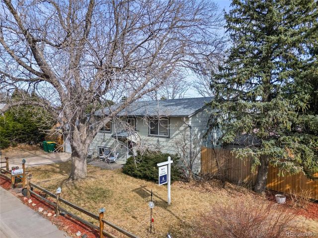 6106 Dunraven St, Golden, CO 80403