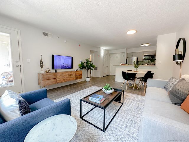 52 Forest Street 1402, Stamford, CT 06901