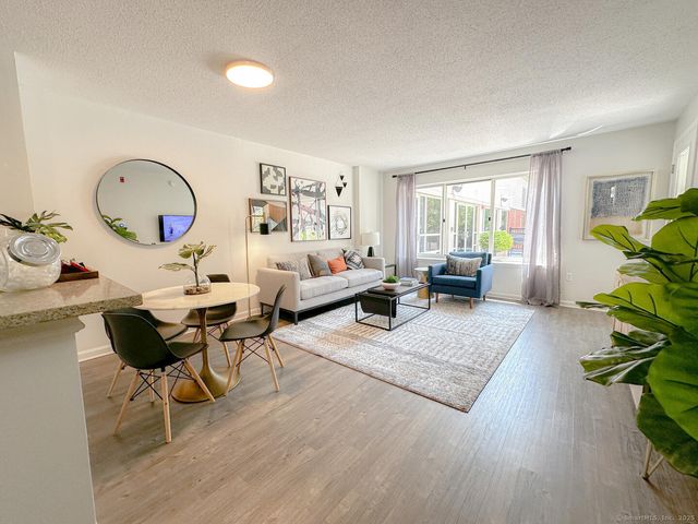 52 Forest Street 1402, Stamford, CT 06901