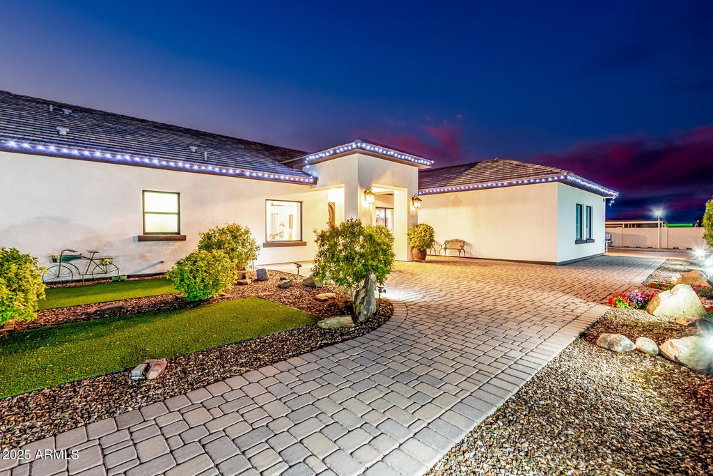 2817 S 195TH Lane, Buckeye, AZ 85326 — photo 3