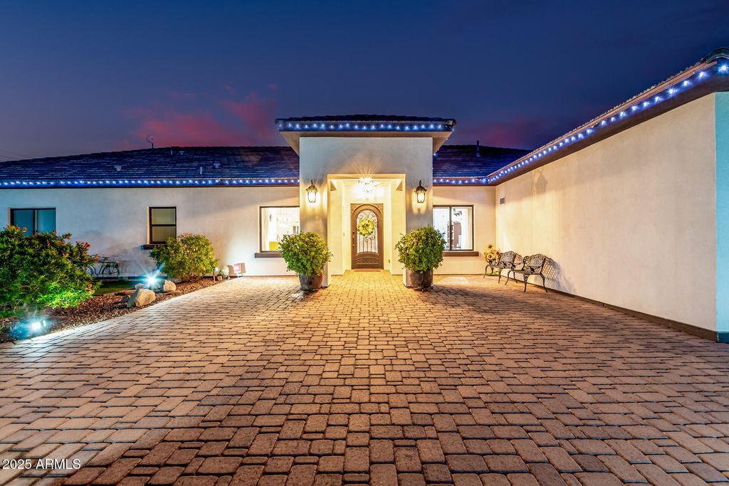 2817 S 195TH Lane, Buckeye, AZ 85326 — photo 5