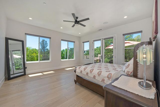 720 Deerbrooke Trl, Auburn, CA 95603