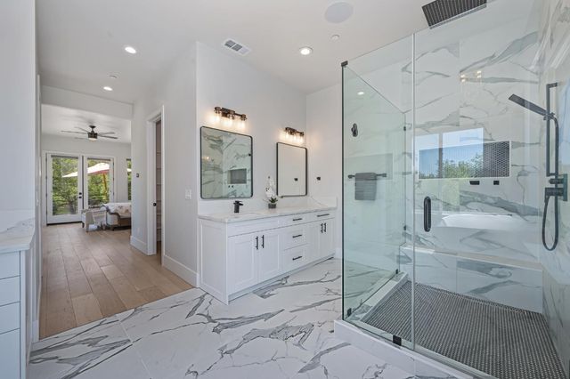 720 Deerbrooke Trl, Auburn, CA 95603