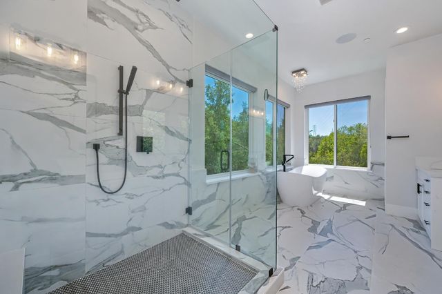720 Deerbrooke Trl, Auburn, CA 95603