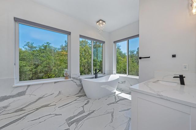 720 Deerbrooke Trl, Auburn, CA 95603