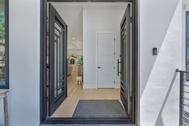 720 Deerbrooke Trl, Auburn, CA 95603