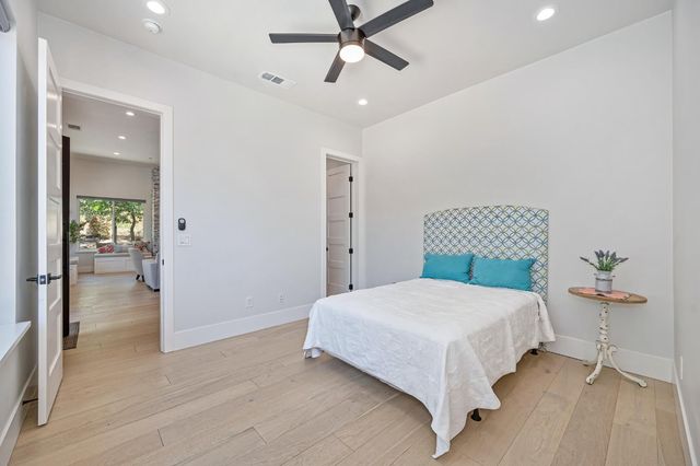 720 Deerbrooke Trl, Auburn, CA 95603