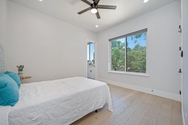 720 Deerbrooke Trl, Auburn, CA 95603