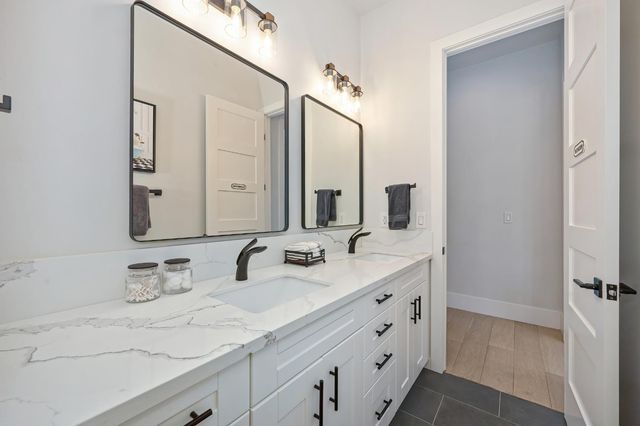 720 Deerbrooke Trl, Auburn, CA 95603