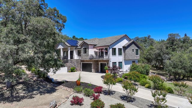 720 Deerbrooke Trl, Auburn, CA 95603