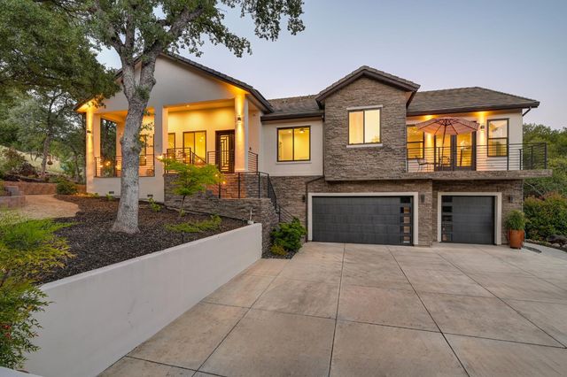 720 Deerbrooke Trl, Auburn, CA 95603
