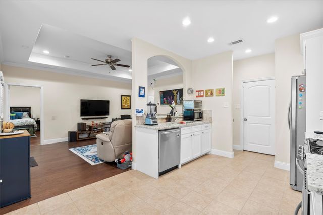 1317 Nolte Drive, Dallas, TX 75208