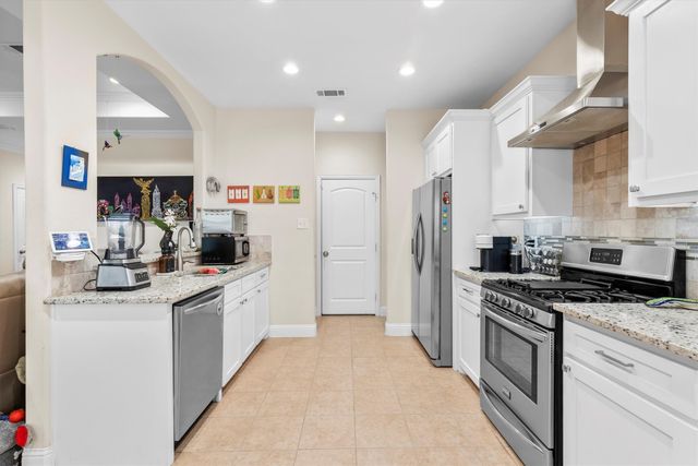 1317 Nolte Drive, Dallas, TX 75208