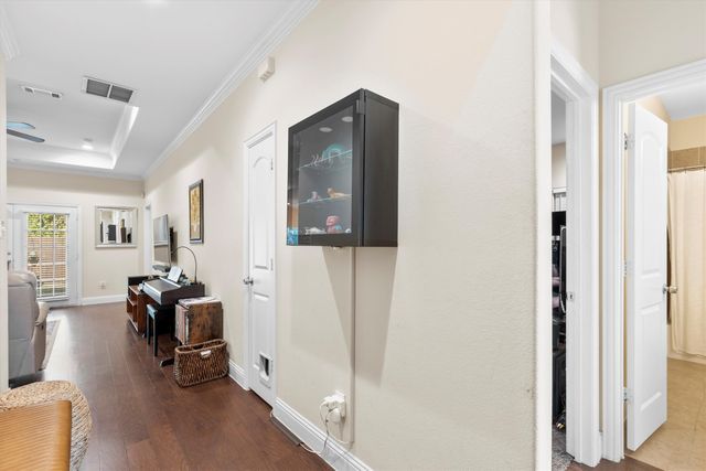 1317 Nolte Drive, Dallas, TX 75208