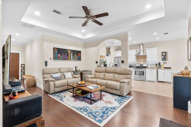 1317 Nolte Drive, Dallas, TX 75208