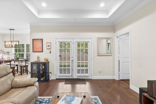 1317 Nolte Drive, Dallas, TX 75208