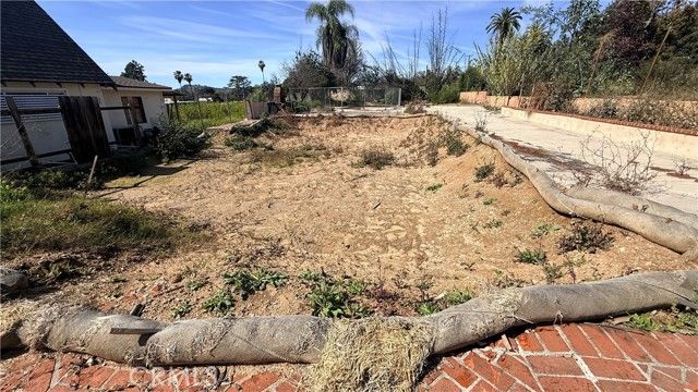 2683 Lake, Altadena, CA 91001