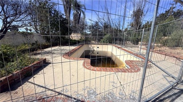 2683 Lake, Altadena, CA 91001