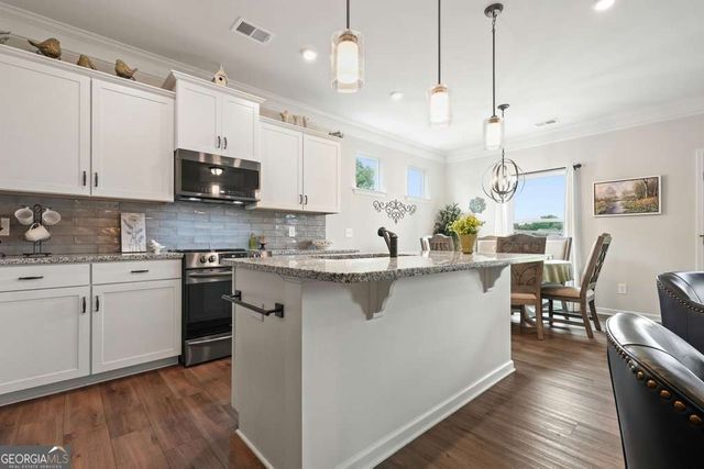 648 Summerfield Lane, Cartersville, GA 30120