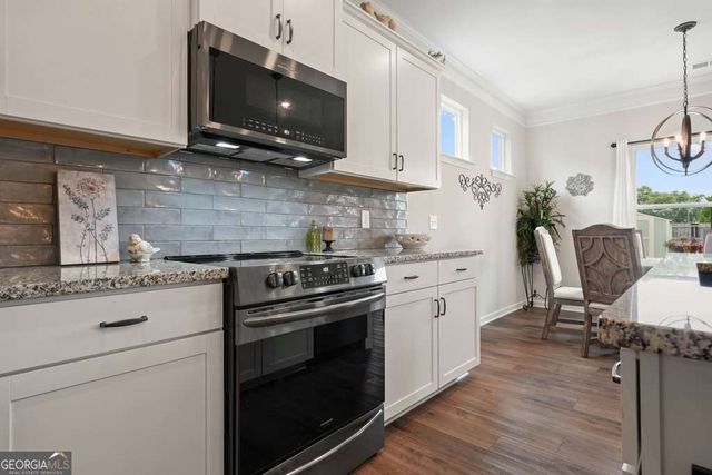 648 Summerfield Lane, Cartersville, GA 30120