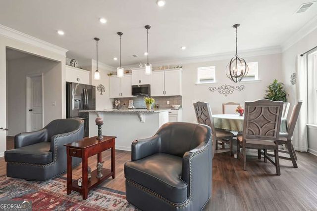 648 Summerfield Lane, Cartersville, GA 30120