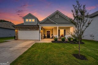 648 Summerfield Lane, Cartersville, GA 30120
