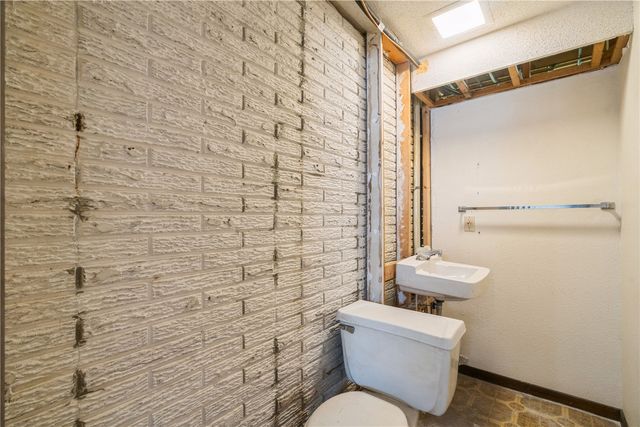 1632 Elaine Drive NW, Cedar Rapids, IA 52405