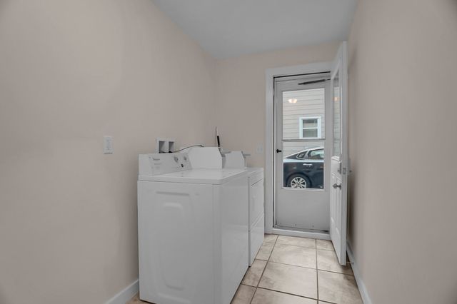 66 Pacific Street 1, Fitchburg, MA 01420